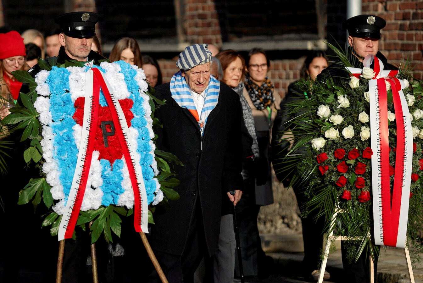 Herdenking 80 jaar bevrijding Auschwitz: overlevenden en wereldleiders naar voormalig vernietigingskamp